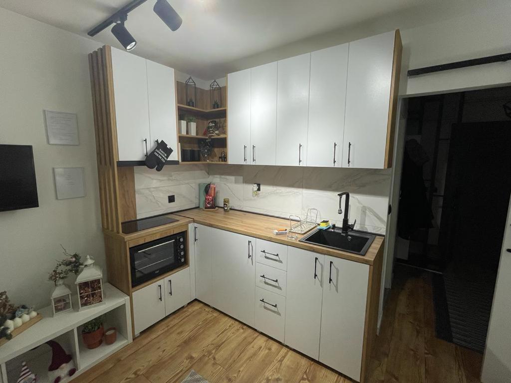 Apartman Element Kruševac 外观 照片
